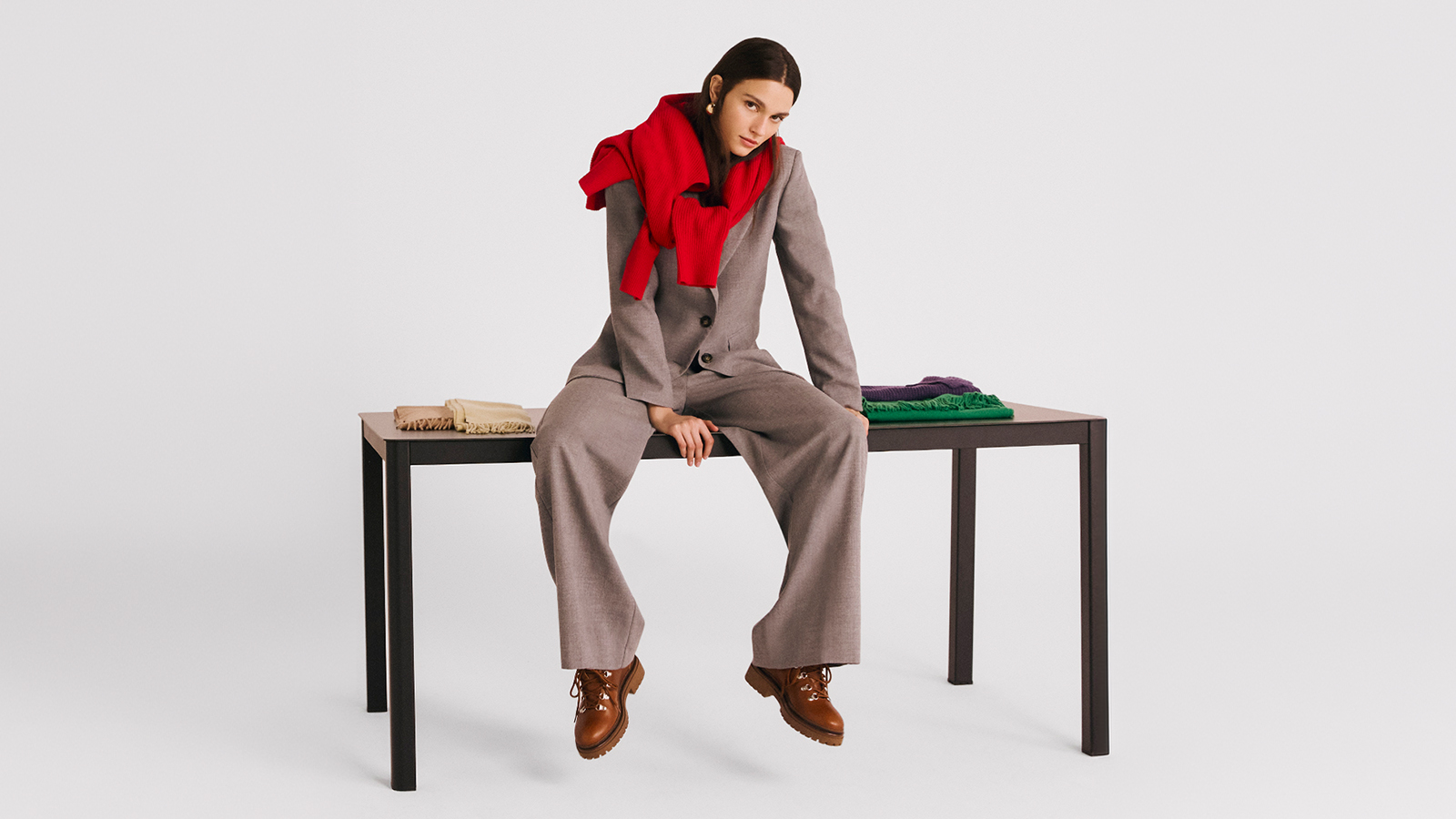 Peak lapel blazer